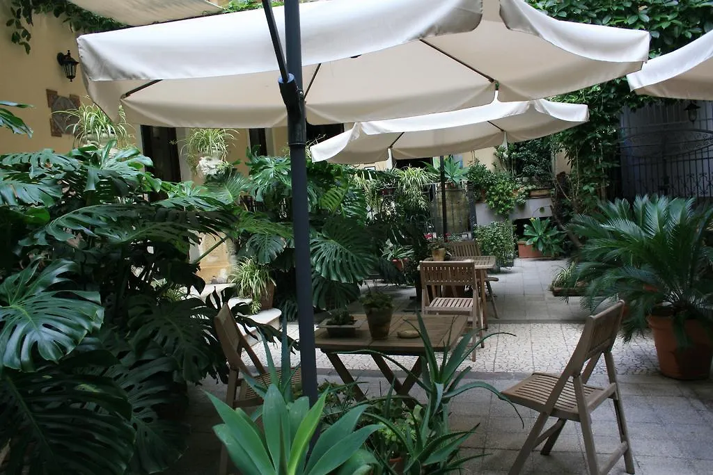 Casa Barbero Charme B&B Catania 3*,